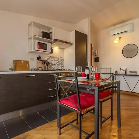 Unique & Strategic Flat, 50M From M4 Station Apartment Milan Exterior photo